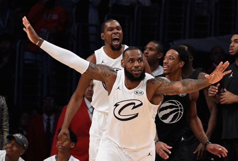 Tuy nhiên, James cũng không khẳng định việc anh không gia nhập NCAA là do tiêu cực.