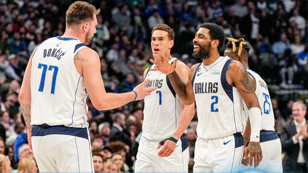 Dallas Mavericks khởi đầu hiệp 4 bằng chuỗi điểm 29-9, thắng blow-out đối thủ với cách biệt 26 điểm