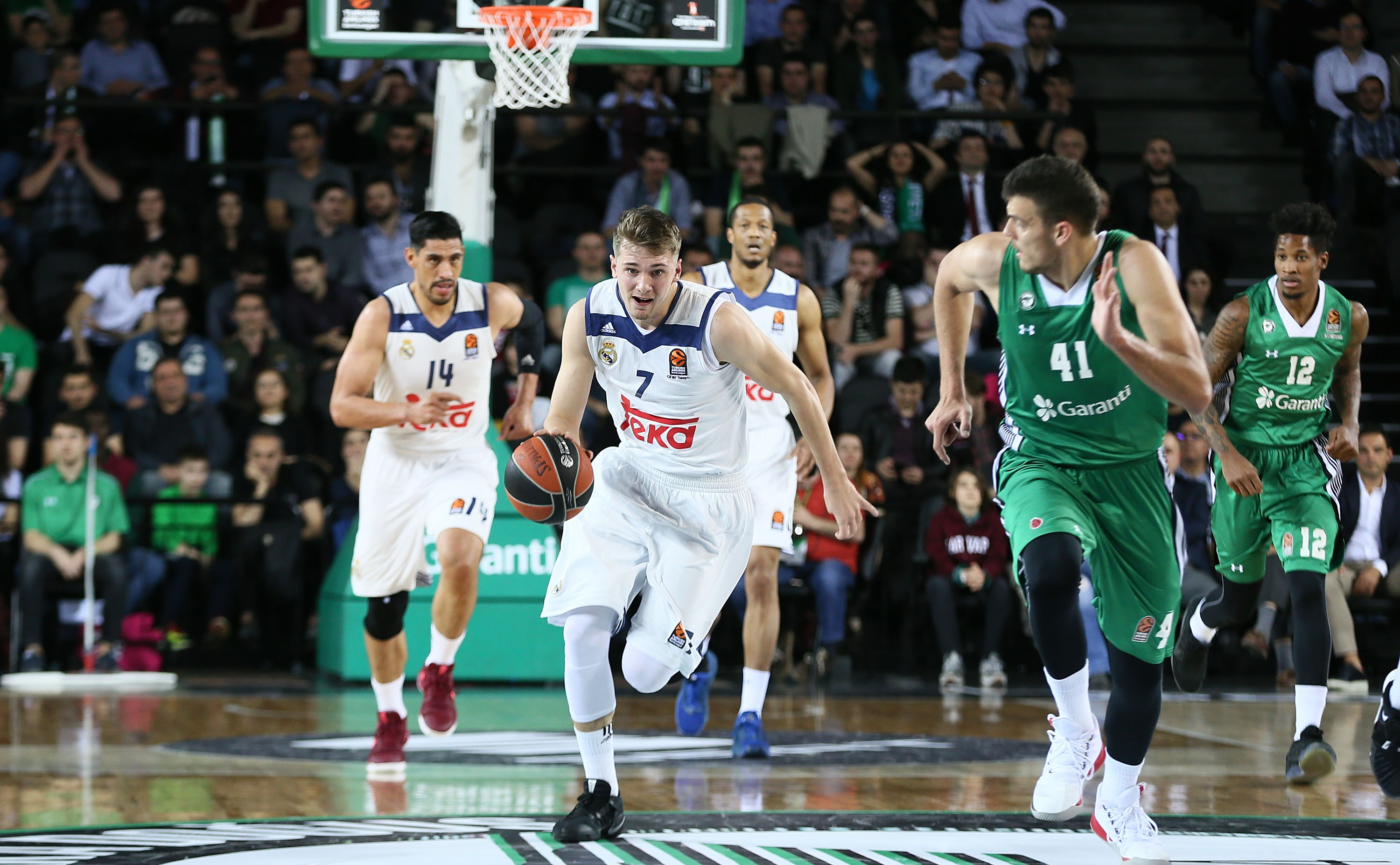 Vì Real Madrid, Luke Doncic sẽ không tập luyện với bất cứ đội NBA nào trước kỳ Draft 2018