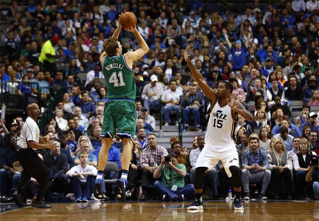 Nowitzki đang sẵn sàng để đem về nhà chiến thắng quý giá trên sân của Utah Jazz.