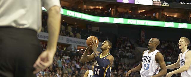 Paul George cần đưa ra câu trả lời cho nỗi sợ sân khách của Pacers. 