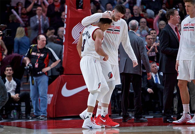 Nurkic và McCollum là 2 cầu thủ hay nhất trận của Portland