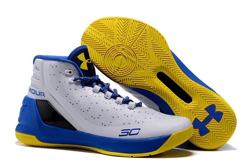 Curry 3 không đạt được doanh số như mong đợi