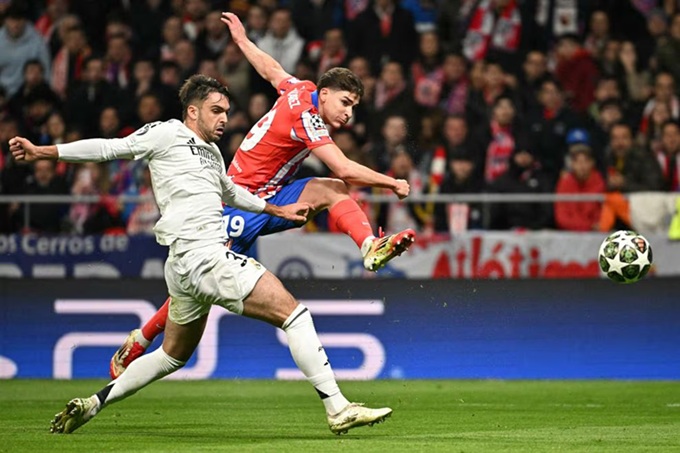 Arda Guler đã tỏa sáng trong vai trò cầm trịch lối chơi của Real Madrid