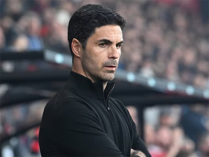 Arsenal đã đặt vé vào tứ kết