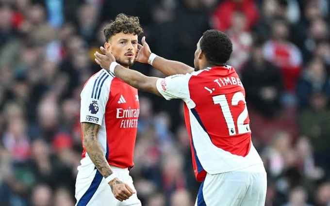 Arsenal cần những phương án chắc chắn hơn ở trung tâm hàng thủ