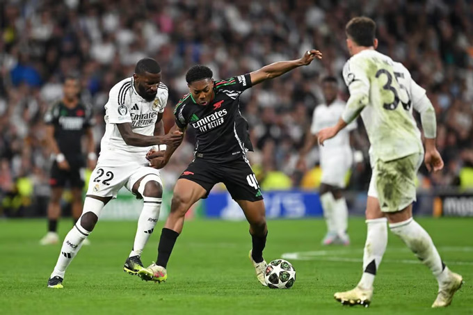 Real Madrid đã không thể làm gì nổi Arsenal