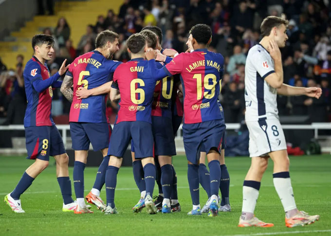 Barca mới đè bẹp Osasuna 3 bàn không gỡ