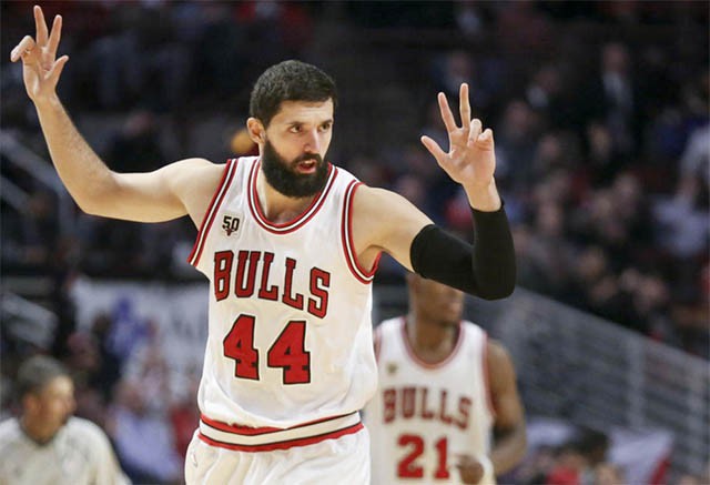 Việc Mirotic thường xuyên ném thành công 3 điểm là một nét thú vị tại Bulls gần đây.