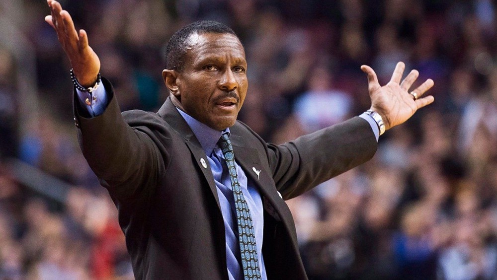 HLV Dwane Casey của Toronto Raptors.