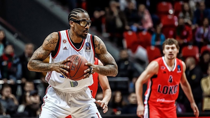 Amr’e Stoudemire đã mang tài năng của mình sang tận Israel