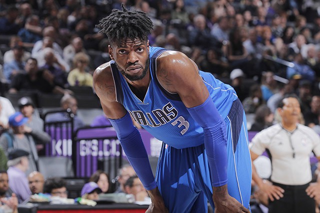 Nerlens Noel chuyển đến Dallas Mavericks từ Philadelphia 76ers.