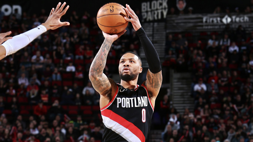 Damian Lillard có trận đấu bùng nổ đến khó tin với 71 điểm, trong đó riêng hai hiệp đầu anh đã ghi 41 điểm trước Houston Rockets