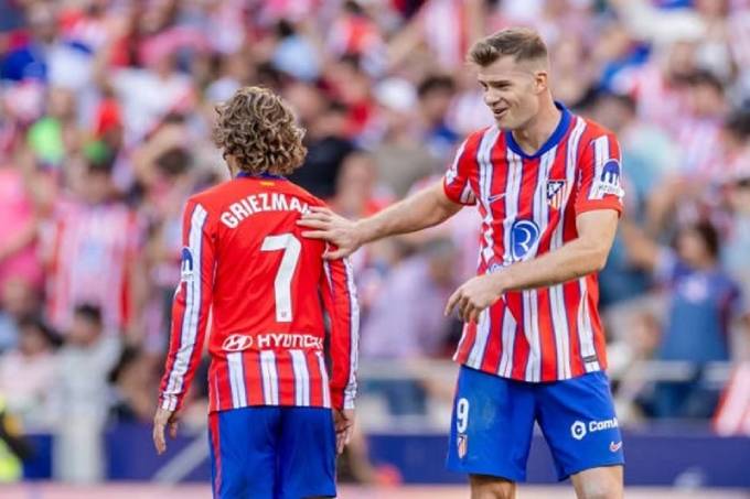 Sorloth xứng đáng đá chính hơn Griezmann