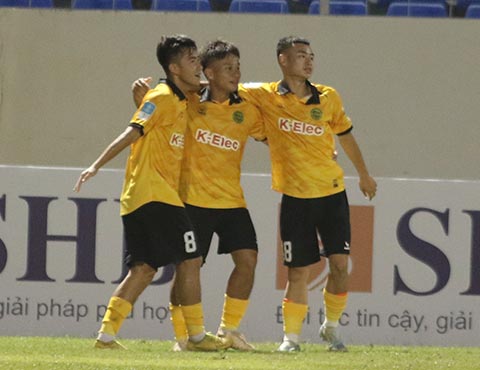 Thanh Hoá gặp vô vàn khó khăn và bế tắc trong khâu ghi bàn