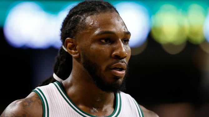 Jae Crowder cho rằng các CĐV Boston Celtics thiếu tôn trọng mình