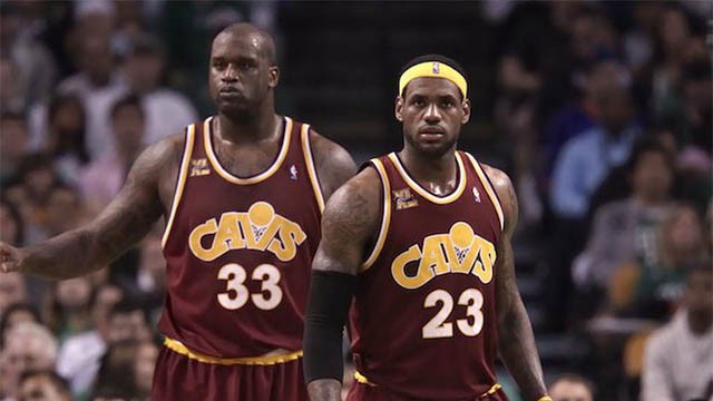 Shaquille O'Neal cho rằng LeBron James cao to như mình