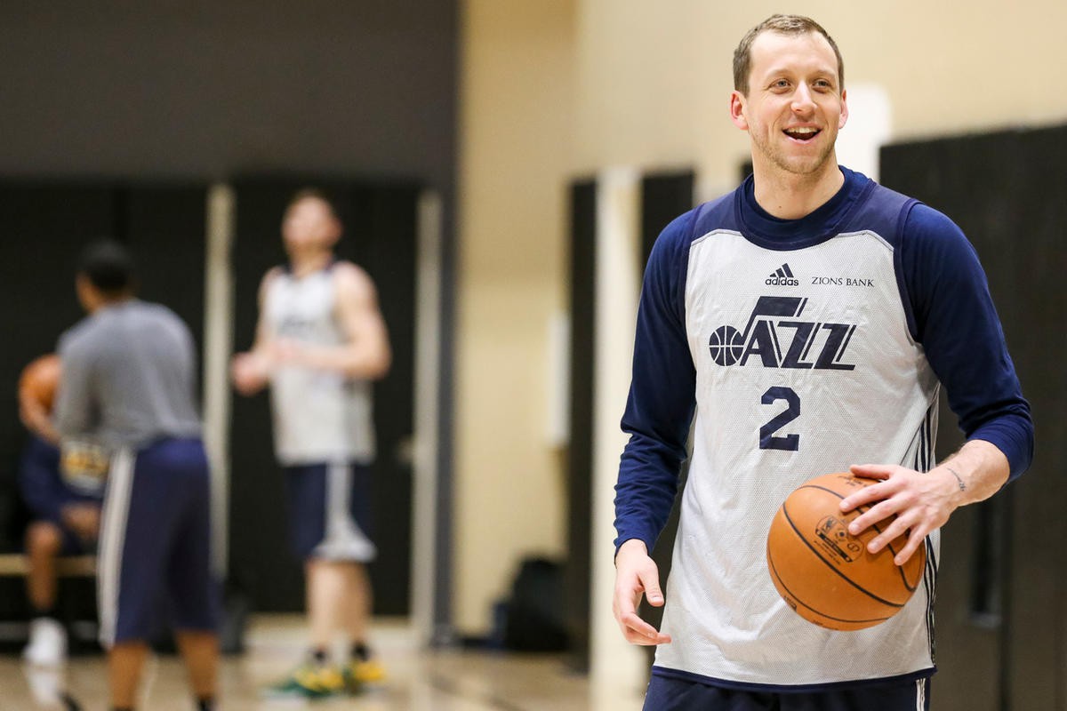 Để mất Ingles vào tay Utah Jazz là một thất bại của Clippers.