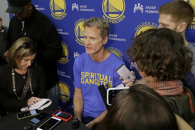 Steve Kerr vẫn chưa định ngày trở lại làm việc thực sự