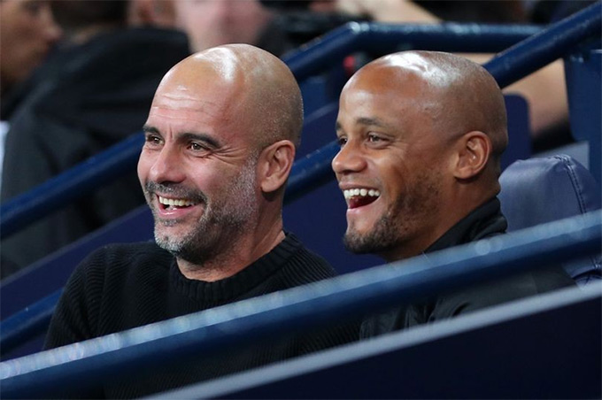Kompany giúp Bayern trở lại với phong cách tấn công bốc lửa quen thuộc