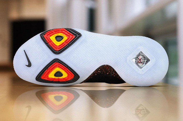 Nike Kyrie 3 của Irving