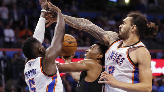 Adams (phải) và Oladipo sẽ là những công thần trong tương lai của Oklahoma City Thunder