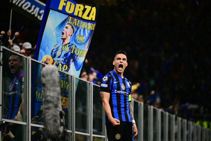 Lautaro sẽ cùng các đồng đội đối đầu với Barca vào rạng sáng mai