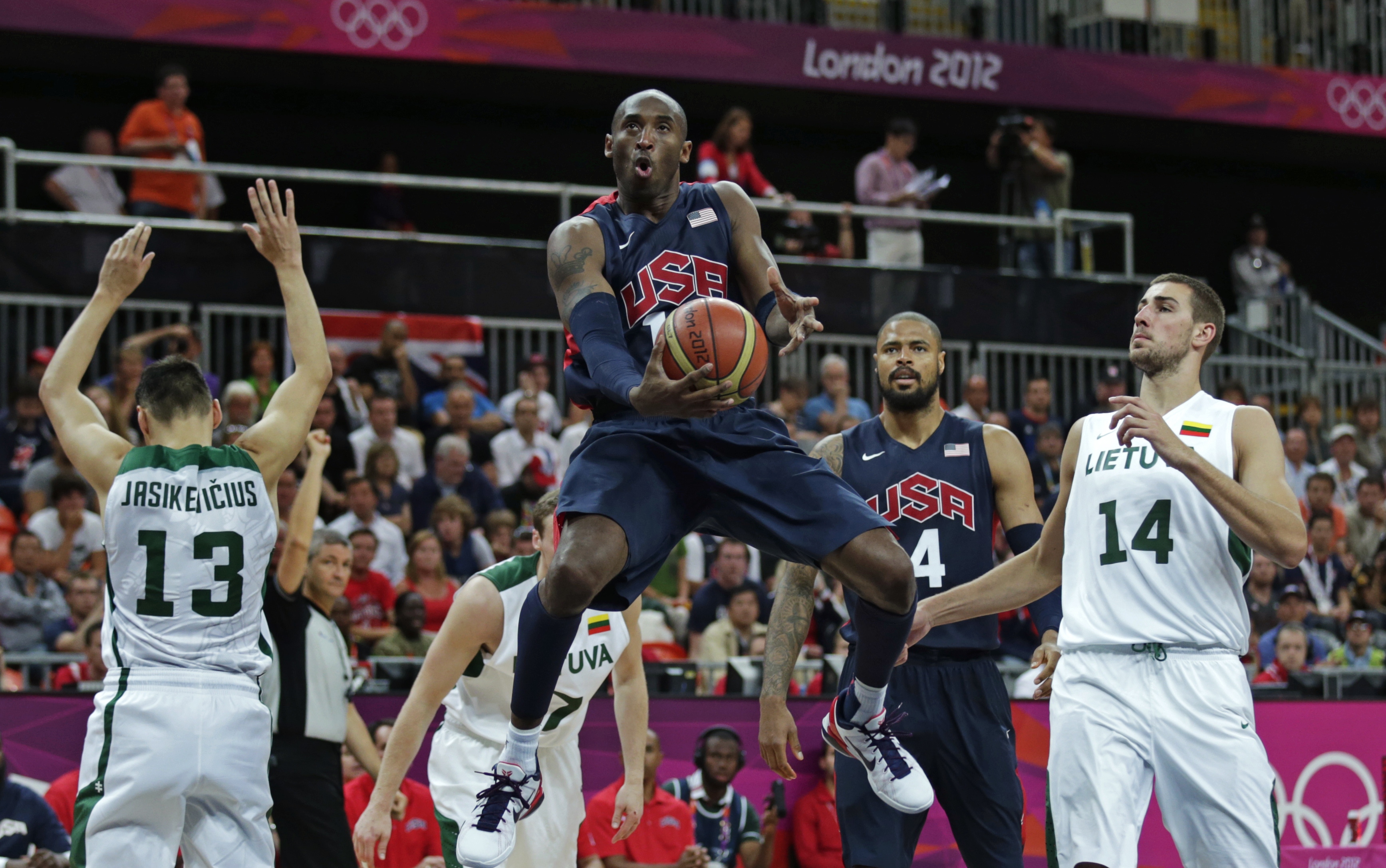 Kobe Bryant qua từng năm tháng