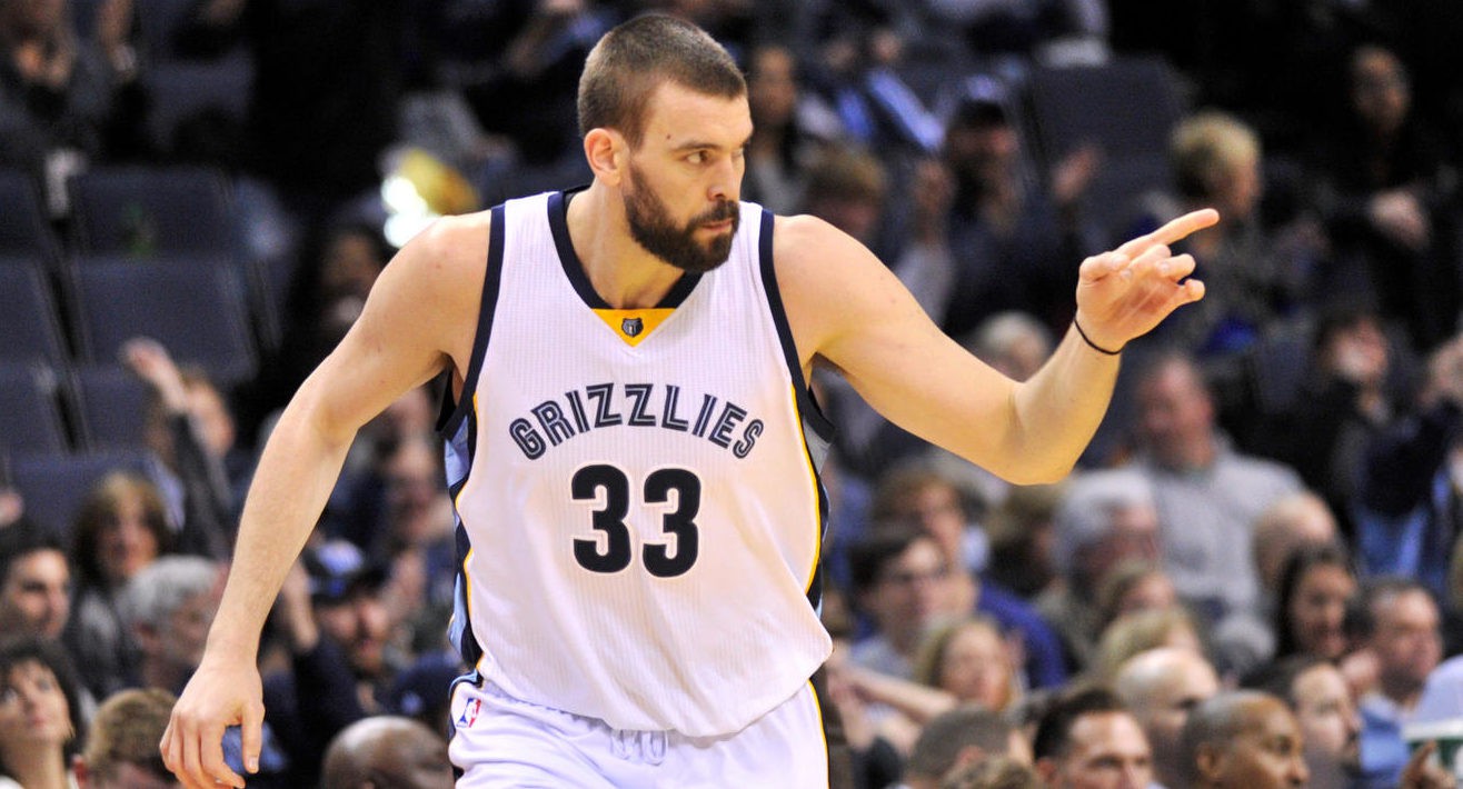 Tin NBA ngày 3/12: Gasol đã tiến qua một mốc mới trong sự nghiệp.