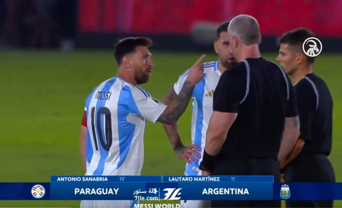 Messi có năm thứ 21 liên tiếp ghi bàn