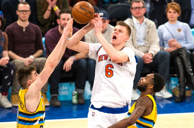 Porzingis chán bóng rổ trước phong độ yếu kém của đội nhà