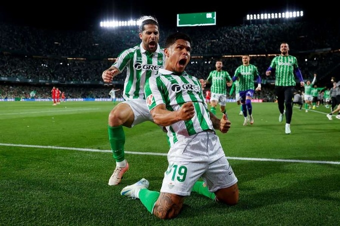 Betis thăng hoa dưới bàn tay của HLV Manuel Pellegrini.