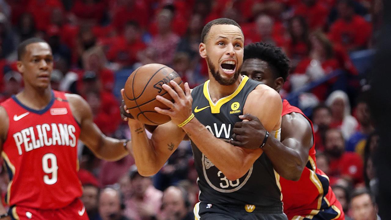 Curry sẽ gặp nguy hiểm nếu như Rondo vẫn tiếp tục hành vi đó.