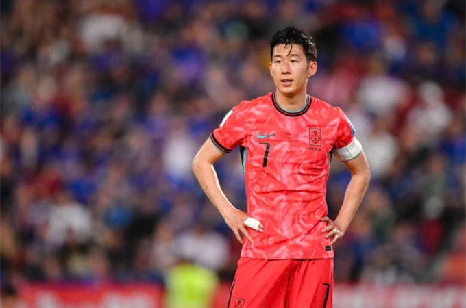Son Heung Min chời mờ nhạt trong trận hòa 1-1 trước Oman 