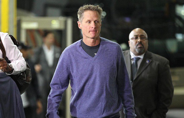Steve Kerr chưa định ngày trở lại