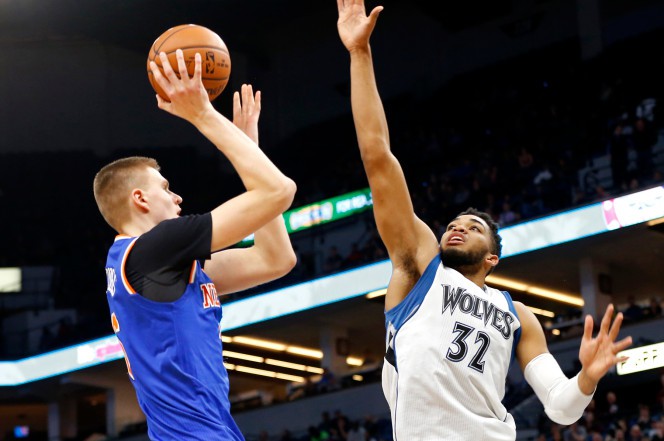 Towns hay hơn nhưng Porzingis vẫn thắng sau 2 game đấu ở mùa này