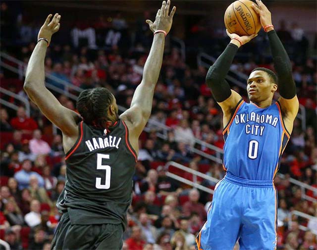 Westbrook đôi khi quá cá nhân ở những thời khắc quyết định