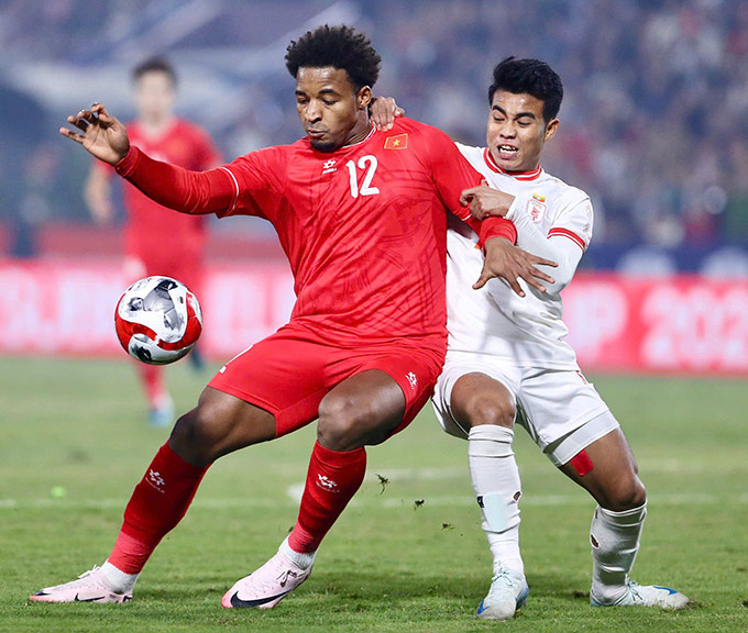 Xuân Son vẫn có tên trong danh sách của Nam Định ở phần còn lại của V.League dù không thể thi đấu 
